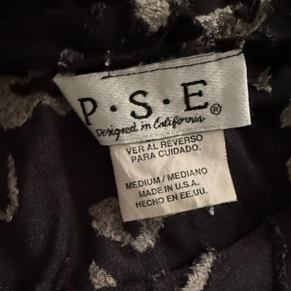 Vintage 90s Black Burnout Floral Top | Sheer Velvet Short Sleeve | M - Picture 7 of 7